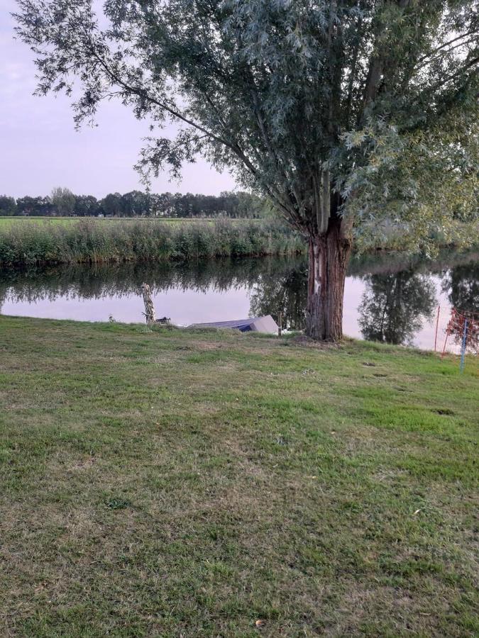 Amazing Home In Vlagtwedde, 3 Bedrooms, Recently Renovated For Recreational Purposes Only Kültér fotó